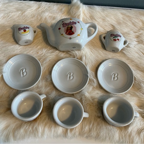 Chilton Toys Barbie Miniature Porcelain Tea Set - Picture 7 of 15